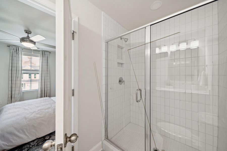 Image 56 of a home in Lakeview Commons.