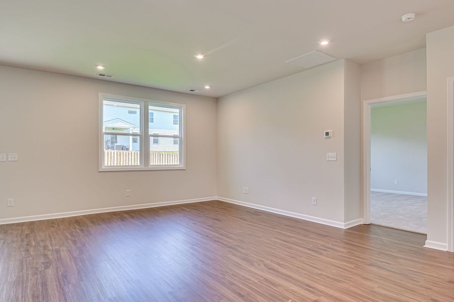 Spacious, unfurnished interior of a new home in The Beacon at Old Peachtree Single Family Homes, Lawrenceville (Image 381).