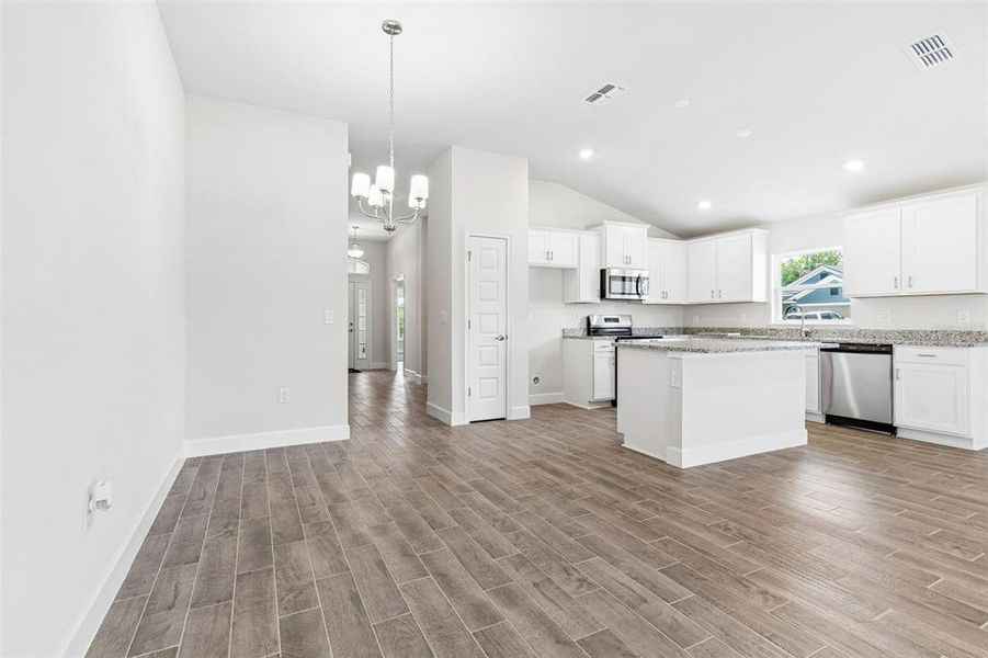 Furnished interior view inside a new home in Abbey Glen, Dade City (Image 14).