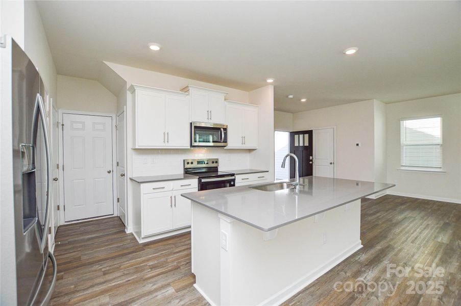 Furnished interior view inside a new home in Fergus Crossing, York (Image 6).
