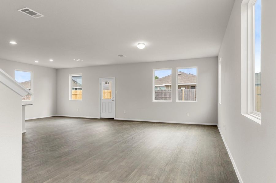 Spacious, unfurnished interior of a new home in Hymeadow, Maxwell (Image 28).