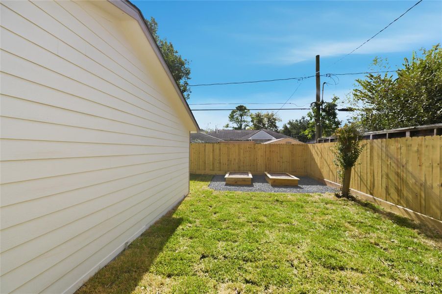 Exterior details and patio area of a home in , Houston (Image 26). Exterior details and patio area of a home in , Houston (Image 26).