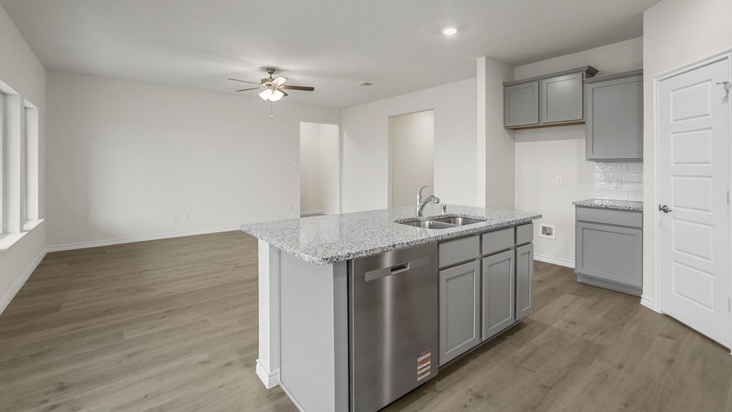 Furnished interior view inside a new home in Woodcreek, Fate (Image 5).