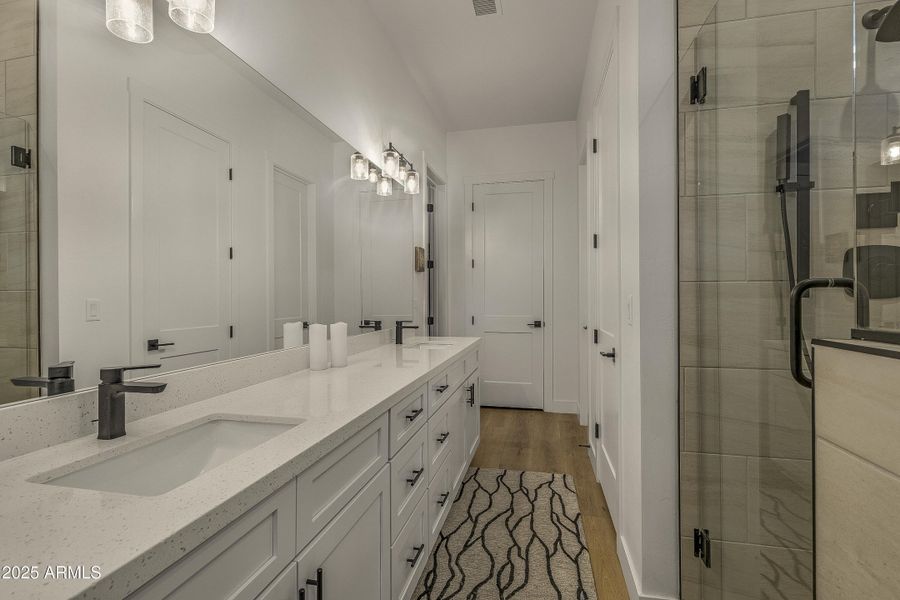 2590-cottonrose-lane-flagstaff-az-usa-00