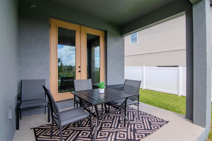 Exterior details and patio area of a home in , Davenport (Image 3).