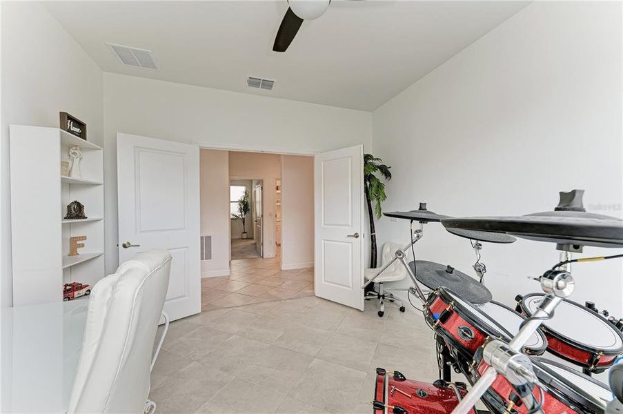 Furnished interior view inside a new home in , Lakewood Ranch (Image 32). Furnished interior view inside a new home in , Lakewood Ranch (Image 32).