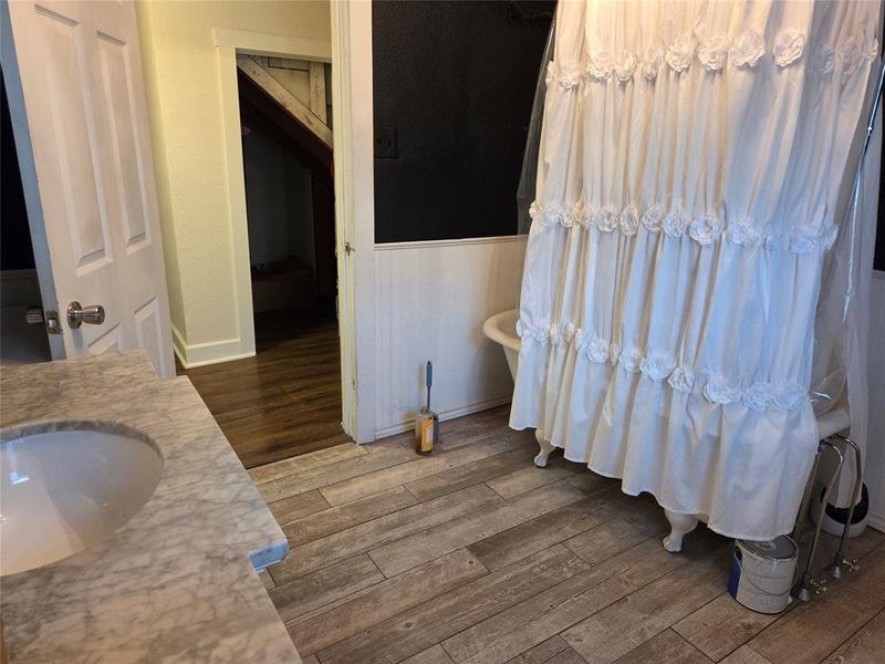 Close-up of interior finishes inside a home in , Cleburne (Image 14). Close-up of interior finishes inside a home in , Cleburne (Image 14).