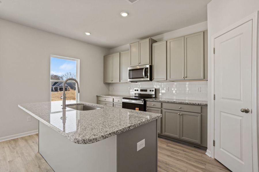 2,428sf New Home in Woodruff, SC.  - Slide 14