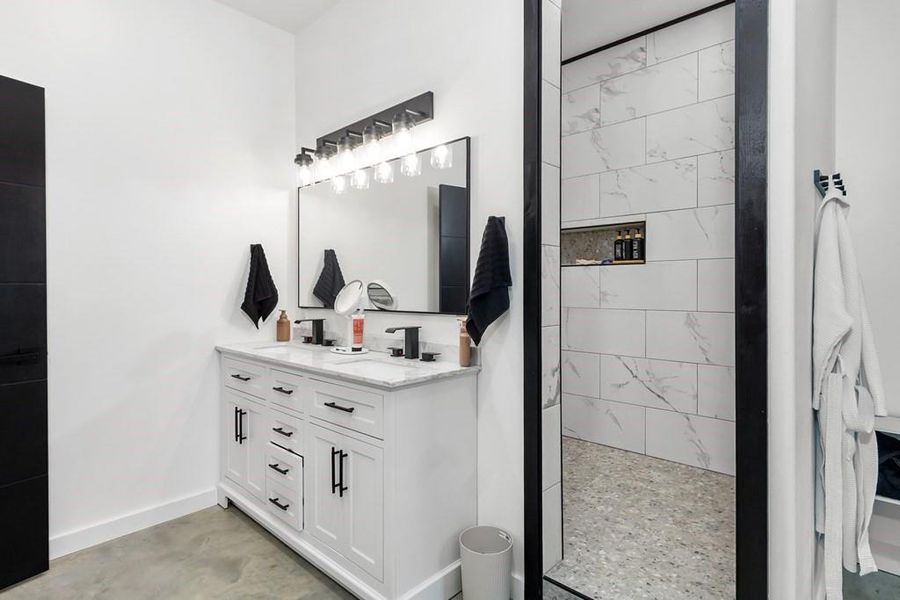 Furnished interior view inside a new home in , Woodville (Image 16).