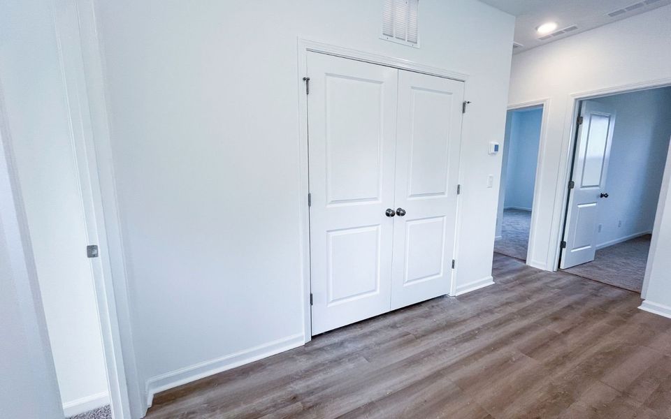 Spacious, unfurnished interior of a new home in Wendell Falls, Wendell (Image 15).