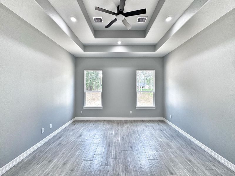 l images used are for illustrative purposes only and are intended to convey the concept and vision of the homes. They are for guidance only, may change as work progresses, and do not necessarily represent a true and accurate depiction of the finished product, and specifications may vary.