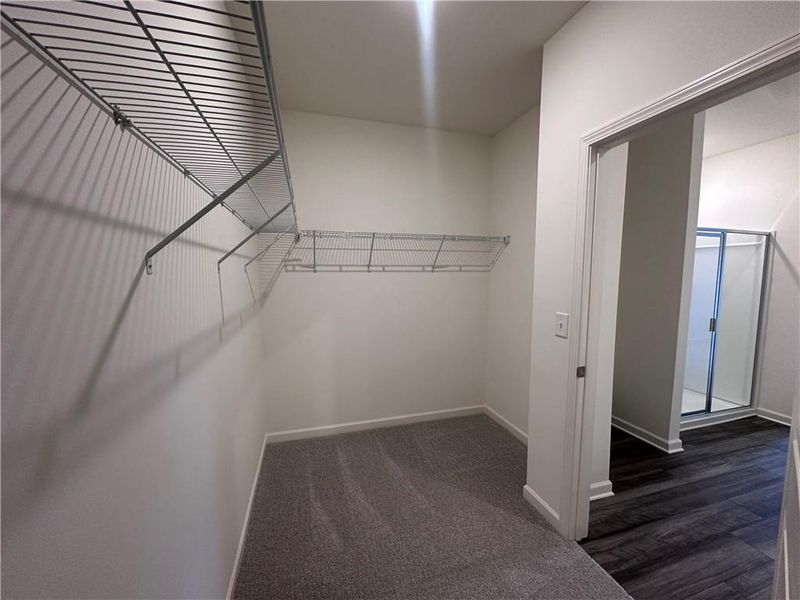 Spacious, unfurnished interior of a new home in Mt. Tabor Ridge, Dallas (Image 18). Spacious, unfurnished interior of a new home in Mt. Tabor Ridge, Dallas (Image 18).