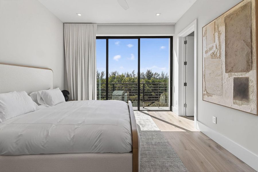 4360DiamondShoresWay(72)