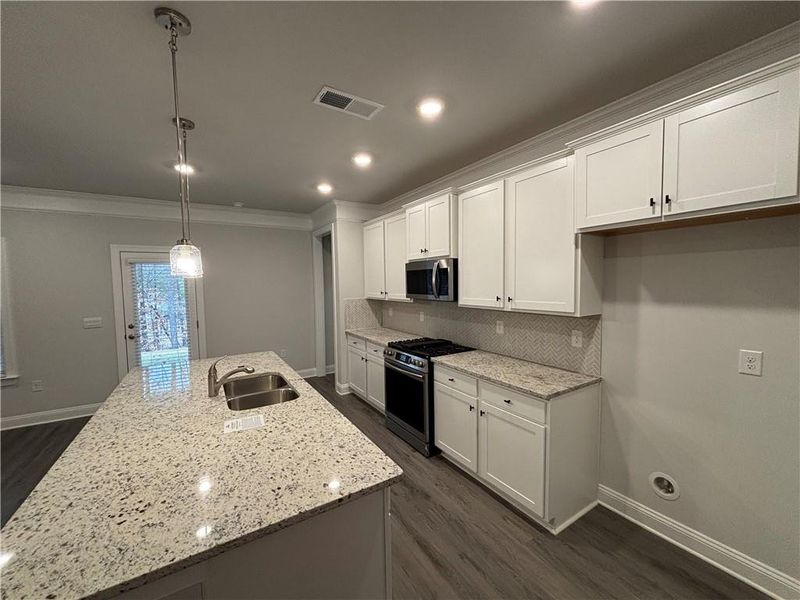 Furnished interior view inside a new home in Tuscany Hills, Douglasville (Image 11). Furnished interior view inside a new home in Tuscany Hills, Douglasville (Image 11).