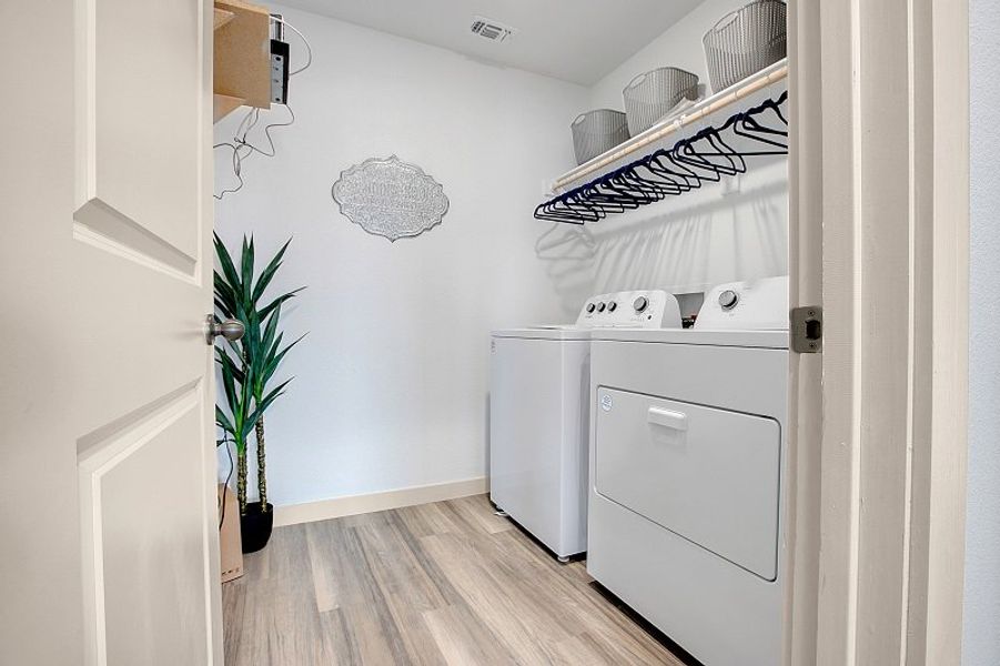 Furnished interior view inside a new home in Sahuarita Acres, Sahuarita (Image 24). Furnished interior view inside a new home in Sahuarita Acres, Sahuarita (Image 24).