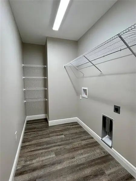 Spacious, unfurnished interior of a new home in , Summerfield (Image 14).