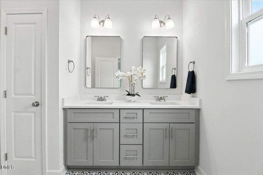 21-209 Creeks Edge Dr-21