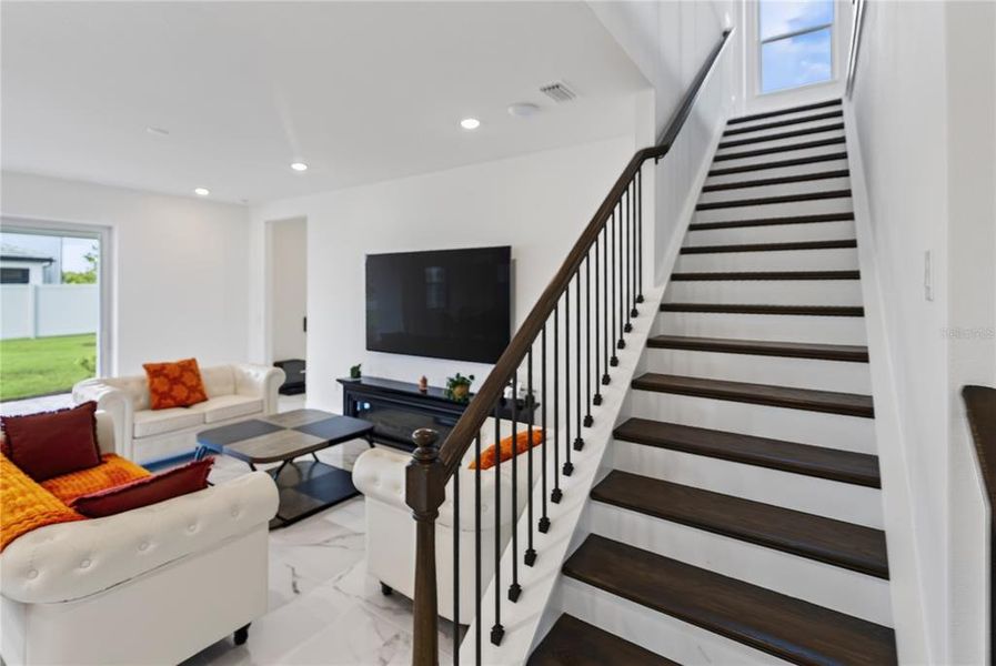 Furnished interior view inside a new home in , Sarasota (Image 51).