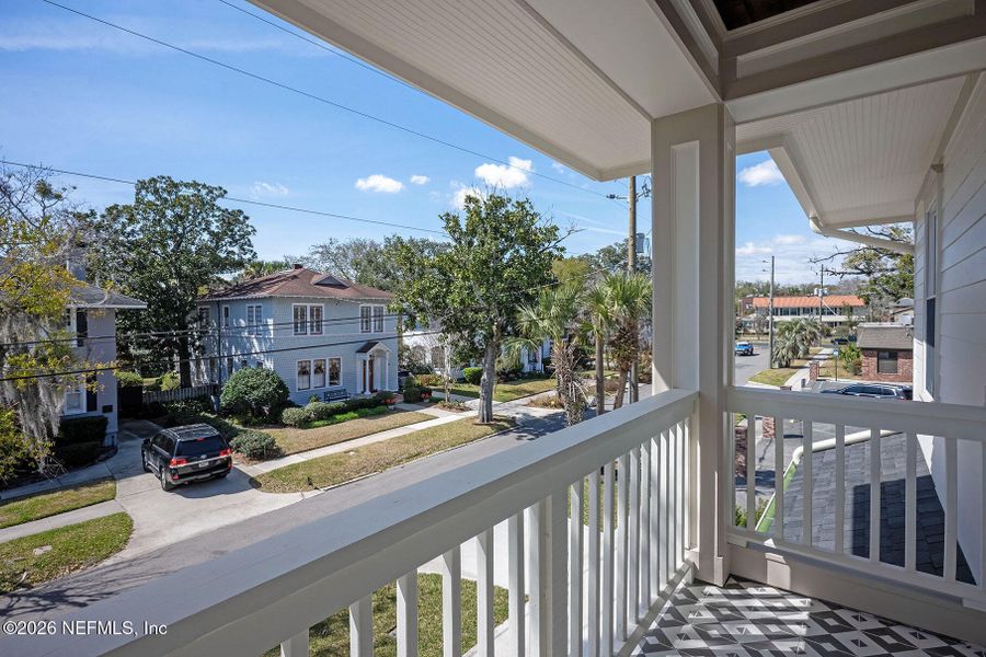 Exterior details and patio area of a home in , Jacksonville (Image 34).