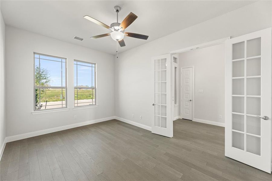 Spacious, unfurnished interior of a new home in River Ranch, Van Alstyne (Image 29). Spacious, unfurnished interior of a new home in River Ranch, Van Alstyne (Image 29).