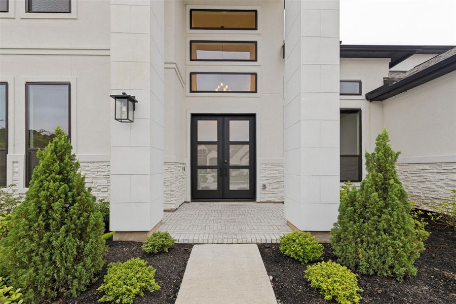Exterior details and patio area of a home in , Conroe (Image 28).