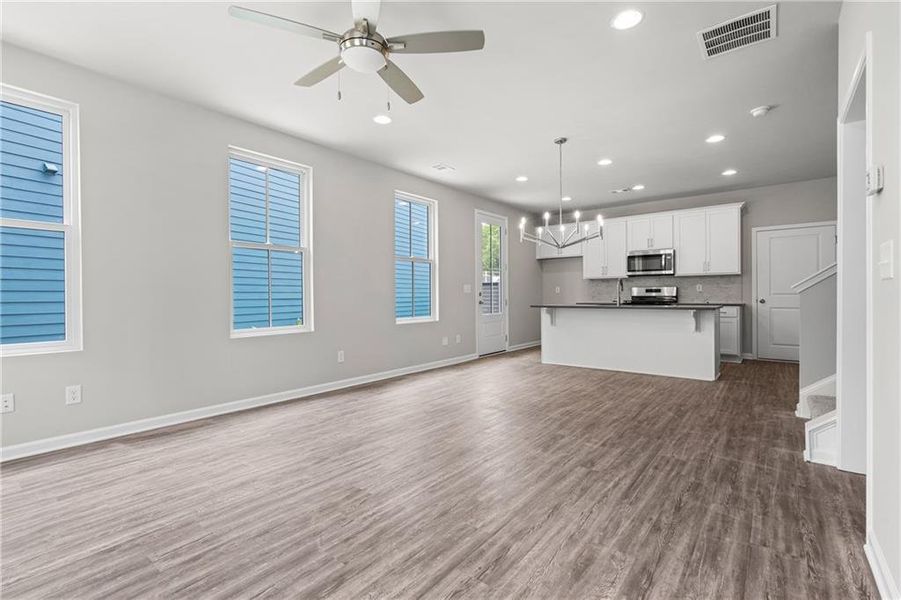 Spacious, unfurnished interior of a new home in Harmony, Auburn (Image 27). Spacious, unfurnished interior of a new home in Harmony, Auburn (Image 27).
