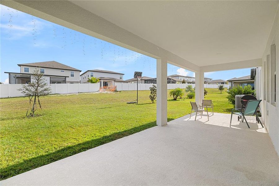 Exterior details and patio area of a home in , Minneola (Image 29).