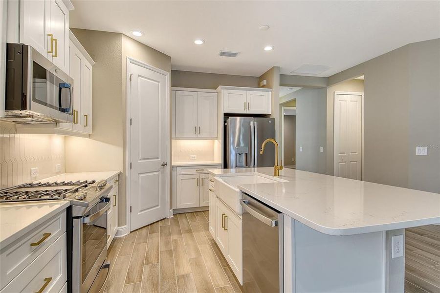 Furnished interior view inside a new home in , Venice (Image 7).