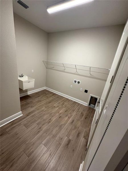 Spacious, unfurnished interior of a new home in EVERLY at Wellen Park, Venice (Image 17).