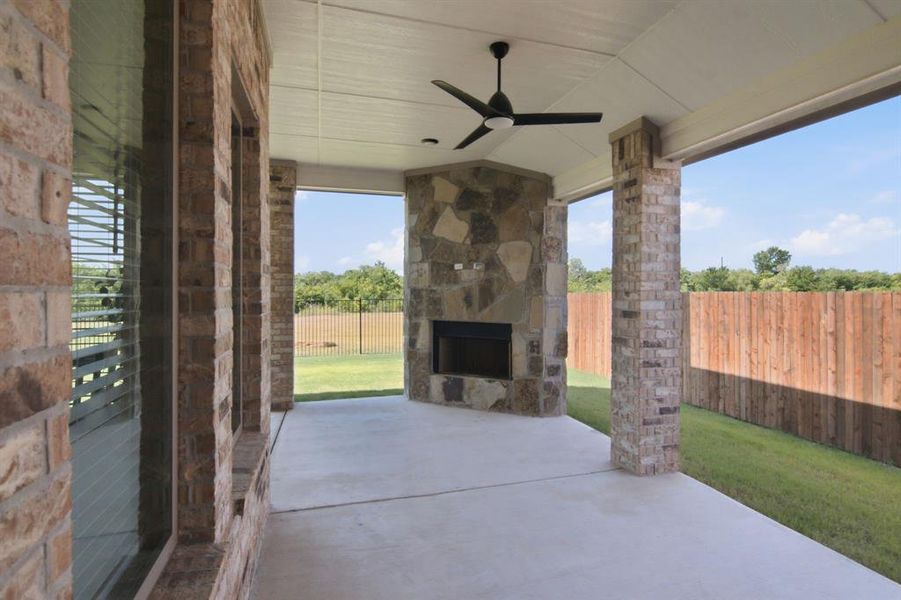 Exterior details and patio area of a home in , Burleson (Image 22).