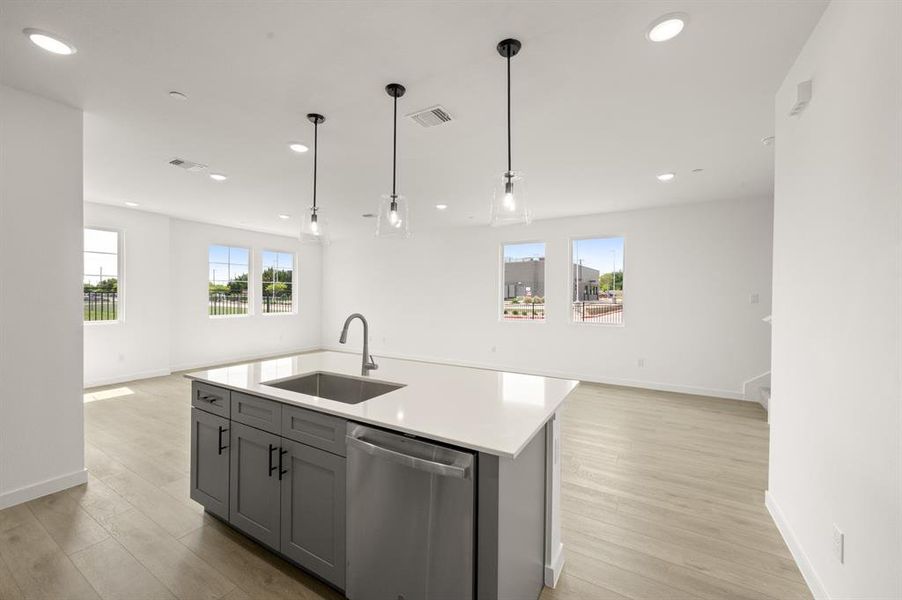 5700 Lakeview- Kitchen-3 5700 Lakeview- Kitchen-3