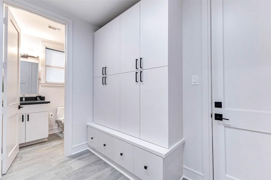 Furnished interior view inside a new home in , Houston (Image 8). Furnished interior view inside a new home in , Houston (Image 8).