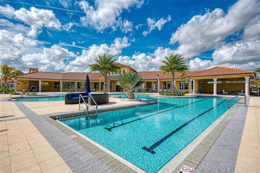 Community amenities in , Venice (Image 9). Community amenities in , Venice (Image 9).