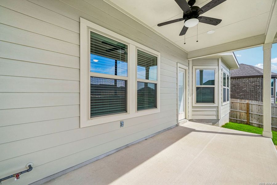 Exterior details and patio area of a home in Arcadia Ridge - Premier Series, San Antonio (Image 4).