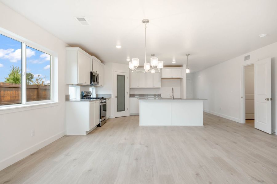 Furnished interior view inside a new home in Willowbrook, Madras (Image 9).