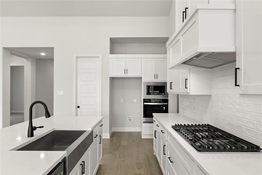 15. 8404 Morrisville - Kitchen (3)