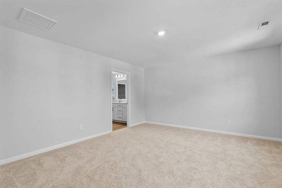 Spacious, unfurnished interior of a new home in Watkins Landing, Kernersville (Image 30).