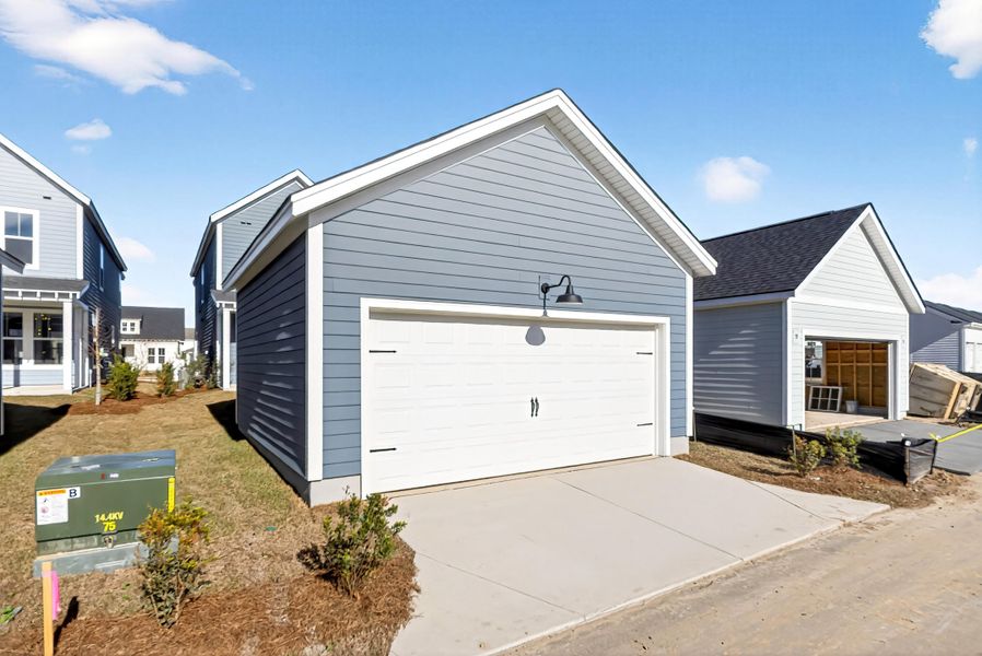 Exterior details and patio area of a home in , Summerville (Image 3).