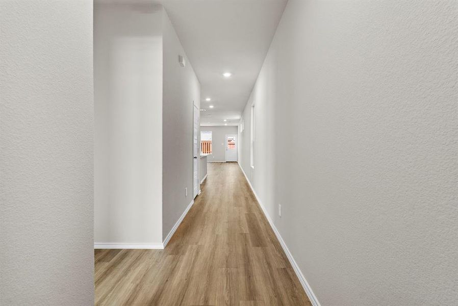 Spacious, unfurnished interior of a new home in Orchard Village, Fort Worth (Image 14).