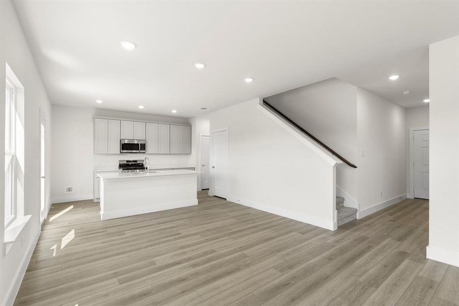 11. 2406 Stonebriar - Kitchen