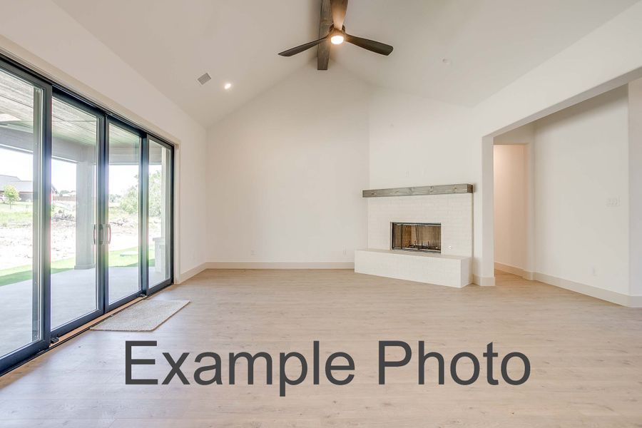 Image 6 of a home in Aledo Heights - Aledo ISD.