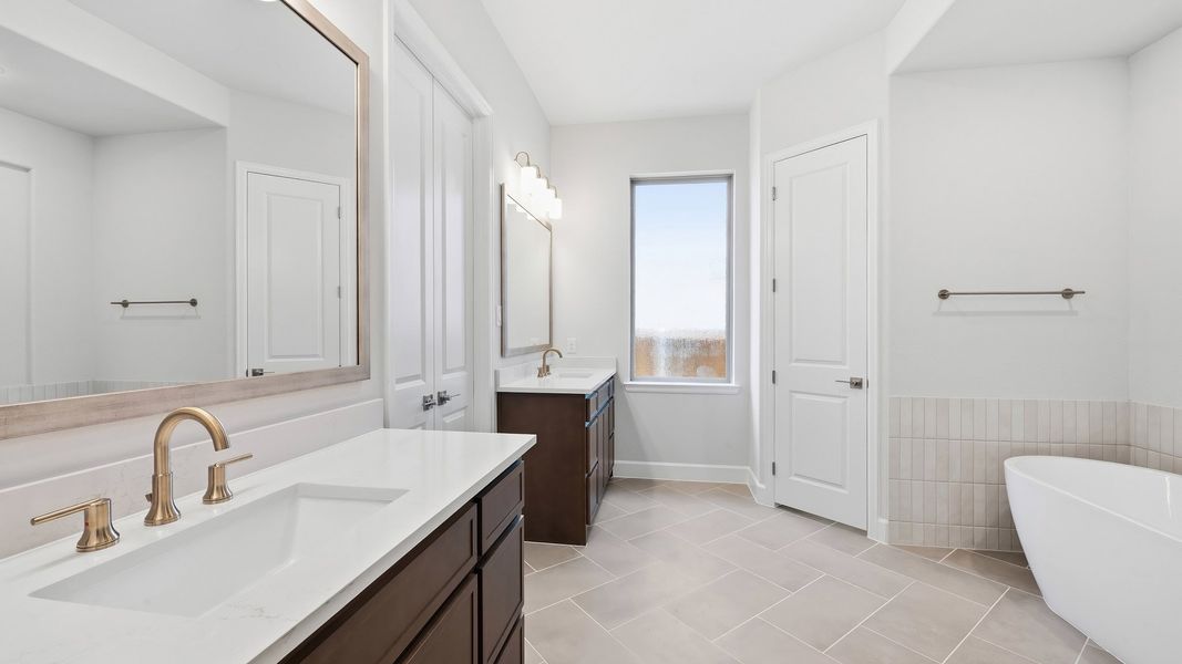 Furnished interior view inside a new home in Mustang Lakes, Celina (Image 14).