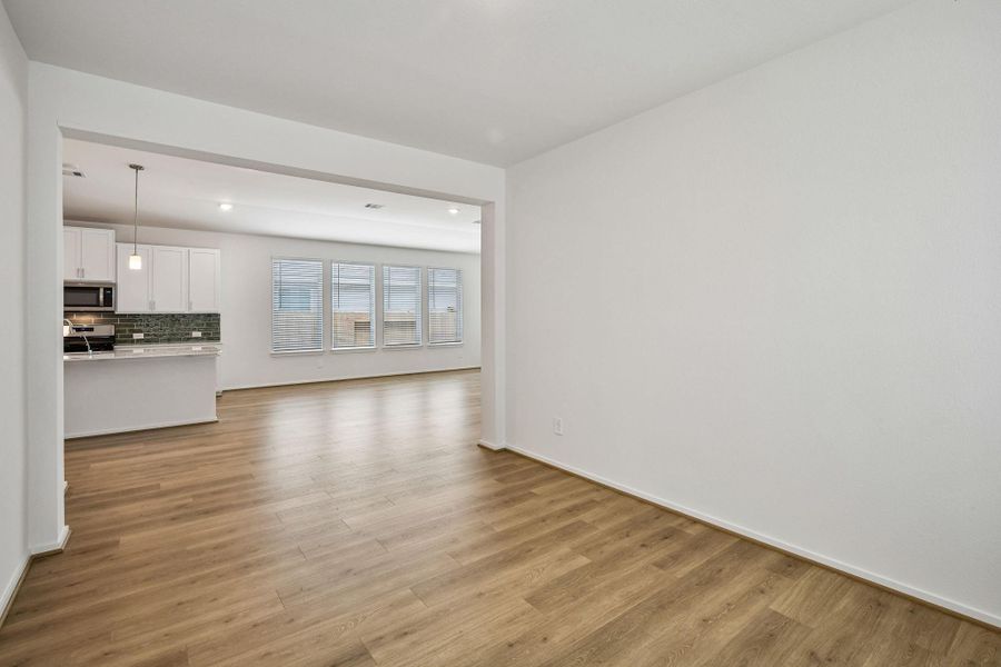 Spacious, unfurnished interior of a new home in Riviera Pines - Premier Series, Huffman (Image 20).