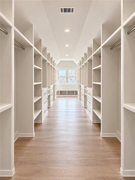 Spacious, unfurnished interior of a new home in , Marietta (Image 14).
