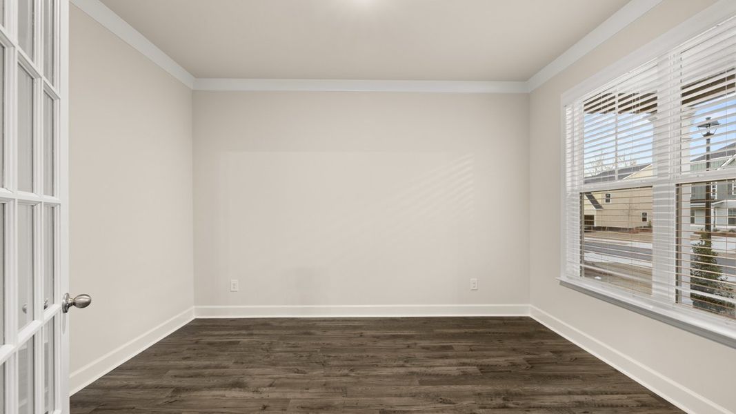 Spacious, unfurnished interior of a new home in The Gates at Pates Creek, Hampton (Image 15).