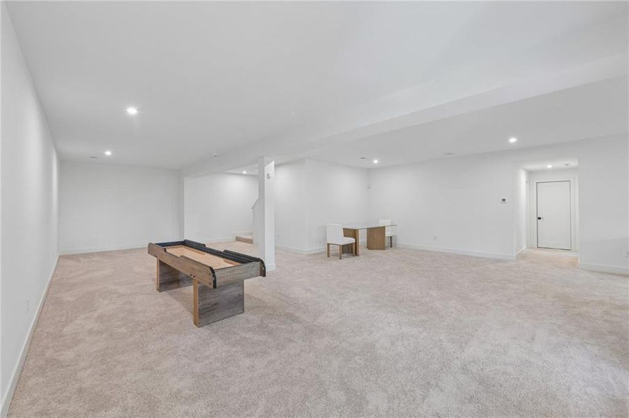 Spacious, unfurnished interior of a new home in Twin Lakes, Hoschton (Image 28). Spacious, unfurnished interior of a new home in Twin Lakes, Hoschton (Image 28).