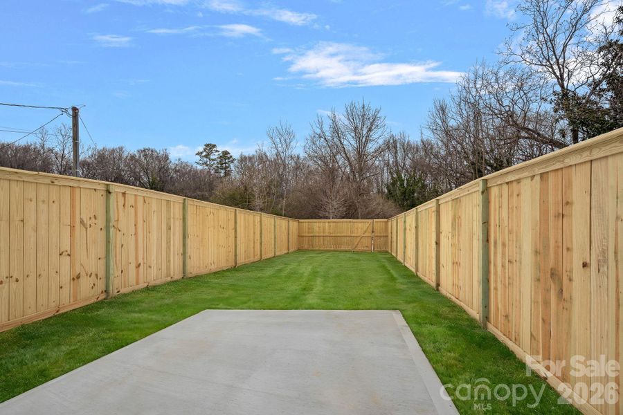 Exterior details and patio area of a home in , Charlotte (Image 4).