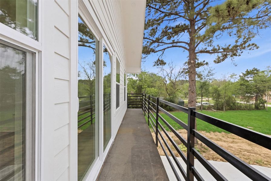 Exterior details and patio area of a home in , Prairie View (Image 3).