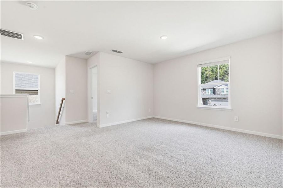 Spacious, unfurnished interior of a new home in , Fairburn (Image 19).