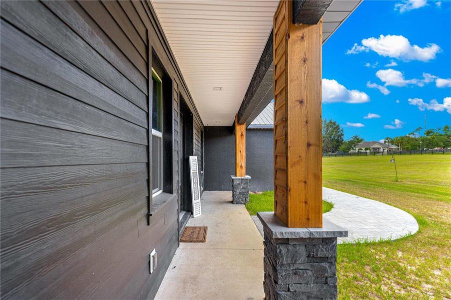 Front exterior of a new home in , Ocala, FL, highlighting curb appeal (Image 29). Front exterior of a new home in , Ocala, FL, highlighting curb appeal (Image 29).